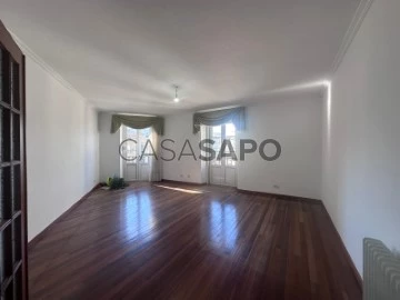 Piso 4 habitaciones