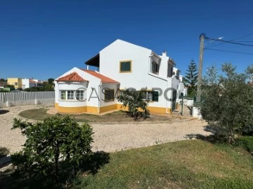 Moradia Geminada T3 Duplex