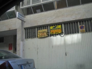 Baixos comercial