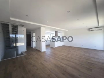 Casa 4 habitación + 1 hab. auxiliar