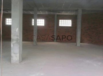 Baixos comercial