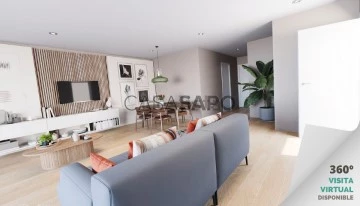 Semi-Detached House 4 Bedrooms Triplex