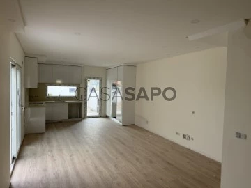 Moradia Geminada T3 Duplex