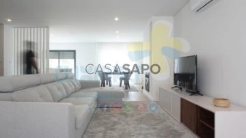 Casa 3 habitaciones + 1 hab. auxiliar