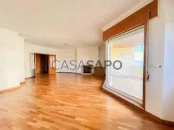 Apartamento 3 habitaciones + 1 hab. auxiliar