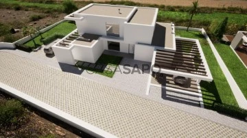 House 4 Bedrooms Duplex