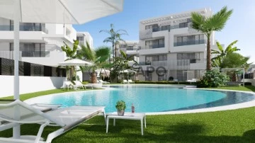 Apartment 2 Bedrooms Triplex