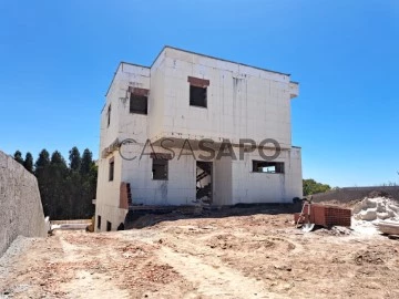 Casa 3 habitaciones + 1 hab. auxiliar