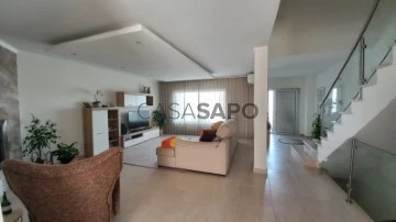 Casa 4 habitaciones