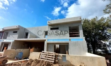 Vivienda adosada 4 habitaciónes, Duplex