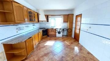 Semi-Detached House 3 Bedrooms Triplex