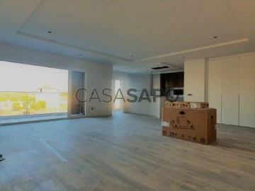 Apartamento T4