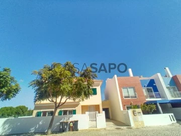 Detached House 4 Bedrooms Triplex