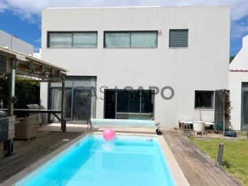 Detached House 4 Bedrooms Triplex