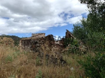 Ruine 6 Pièces