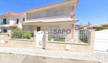 Casa Geminada T4 Triplex