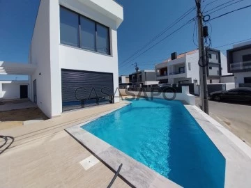 Detached House 4 Bedrooms Duplex