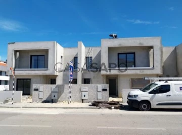 Town House 4 Bedrooms Triplex