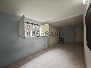 Estudi 0 habitacions + 1 hab. auxiliar