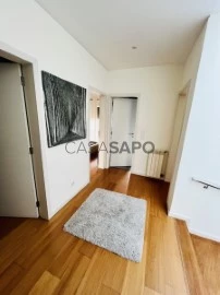 Casa Geminada T4 Triplex