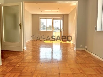 Apartamento 3 habitaciones + 1 hab. auxiliar