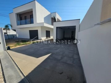 Detached House 4 Bedrooms Duplex