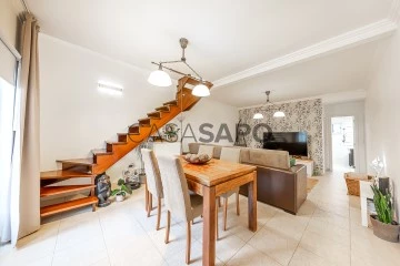 Semi-Detached House 3 Bedrooms