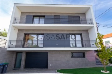 Detached House 5 Bedrooms Triplex