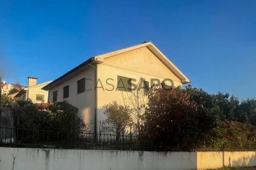 Casa 4 hab. + 1 hab. auxiliar, Duplex