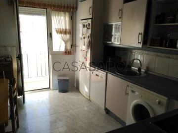 Flat 3 Bedrooms Triplex