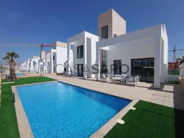 Villa 4 Bedrooms