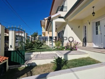 Detached House 5 Bedrooms