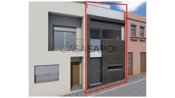 House 2 Bedrooms Triplex