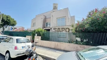 Detached House 5 Bedrooms