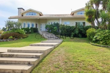 Detached House 4 Bedrooms Triplex