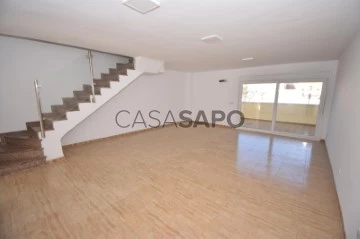 Vivienda adosada 4 habitaciones