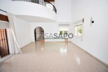 Villa 4 habitaciones