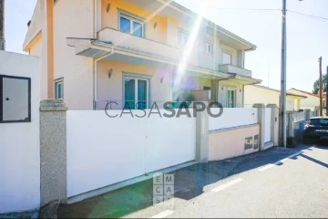 Semi-Detached House 3 Bedrooms