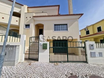 Semi-Detached House 3 Bedrooms