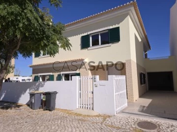 Detached House 5 Bedrooms