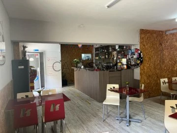 Café/Snack Bar