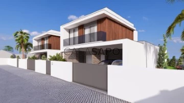 Semi-Detached House 3 Bedrooms +1 Duplex