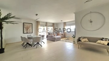 Apartment 3 Bedrooms Triplex