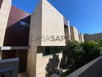 Vivienda adosada 3 habitaciones