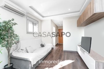 Piso 3 habitaciones + 3 hab. auxiliares