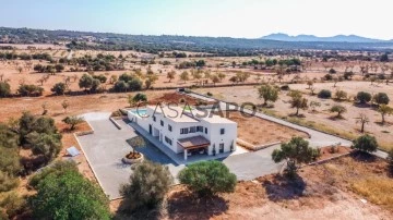 Farm 5 Bedrooms Duplex