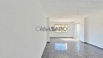 Piso 3 habitaciones + 4 hab. auxiliares