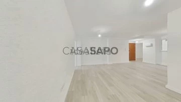 Piso 3 habitaciones + 4 hab. auxiliares