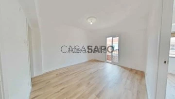 Piso 3 habitaciones + 4 hab. auxiliares