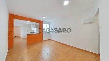 Piso 3 habitaciones + 4 hab. auxiliares